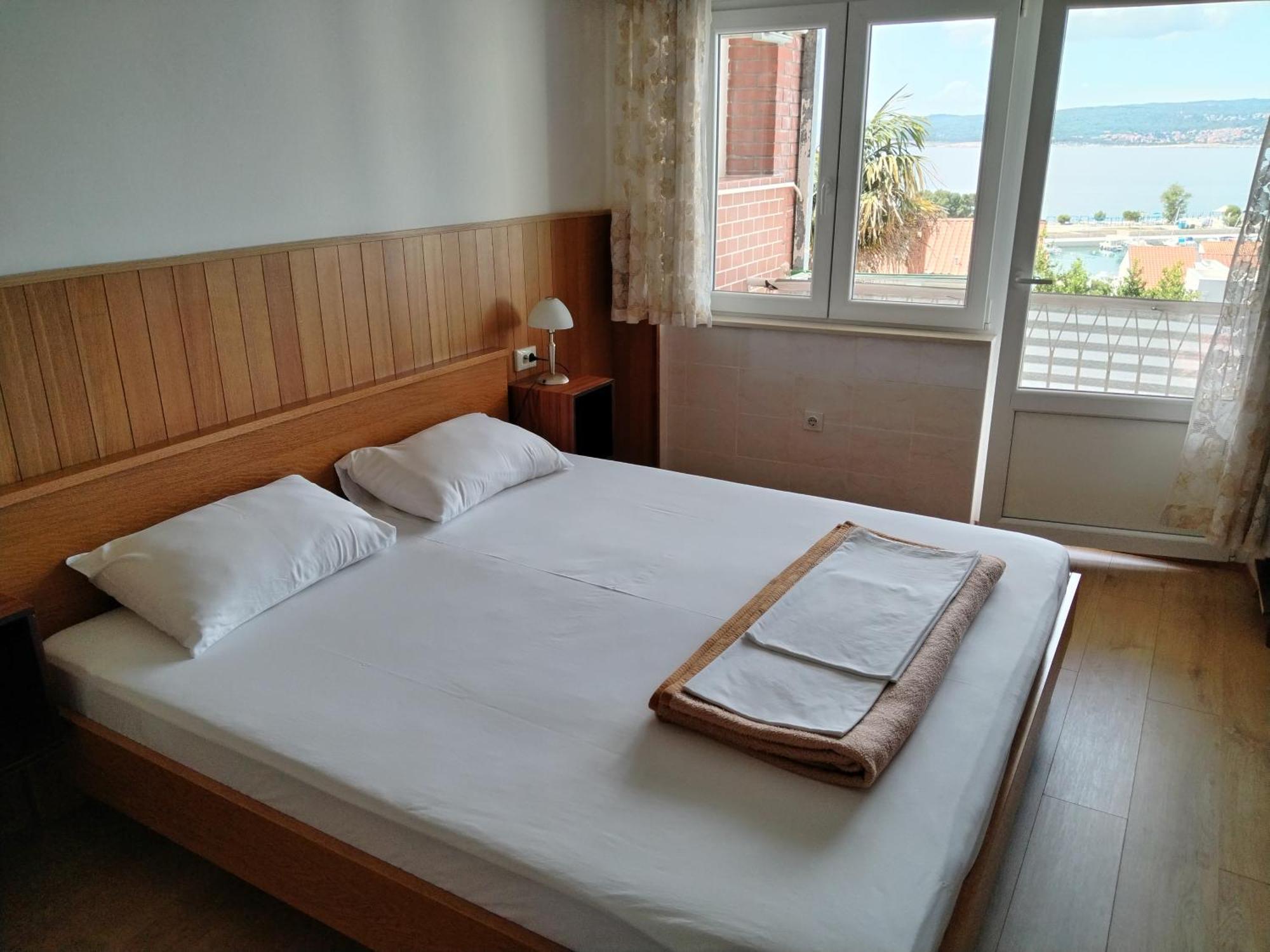 Apartmani Marijan Crikvenica Eksteriør billede